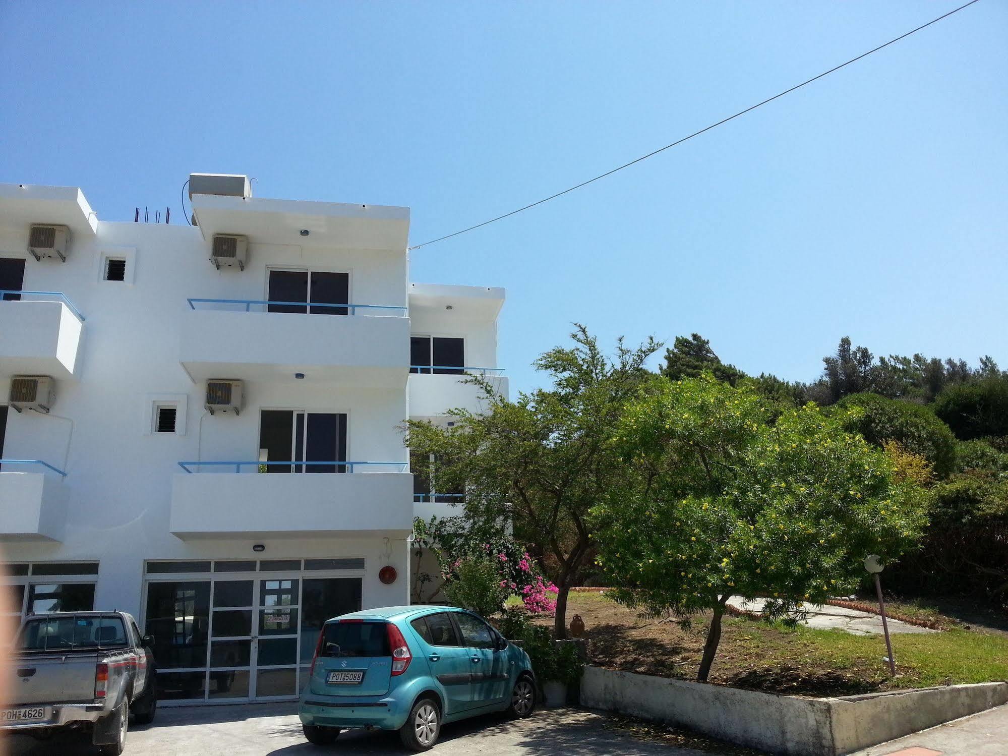Saint George Ecotel Kalavárda Exterior photo